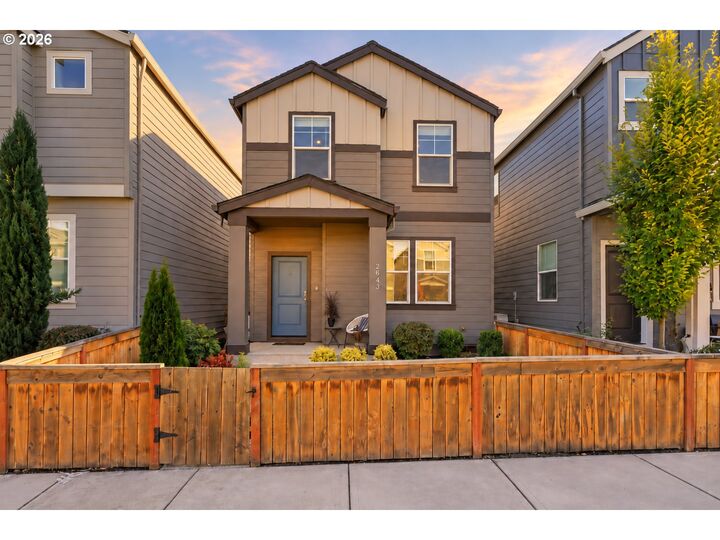 Property Photo:  2643 NE 116th Pl  WA 98684 