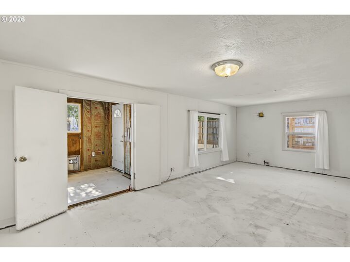 Property Photo:  7287 SE Johnson St  OR 97123 