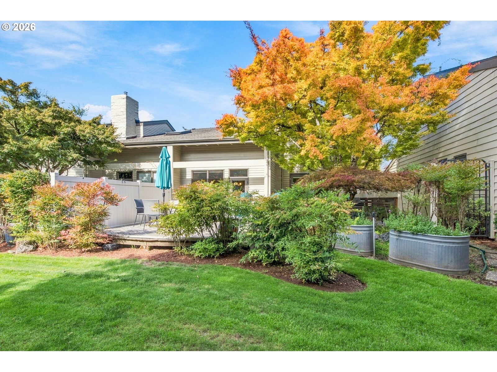 Property Photo: 2036 Eastwood Ln OR 97401