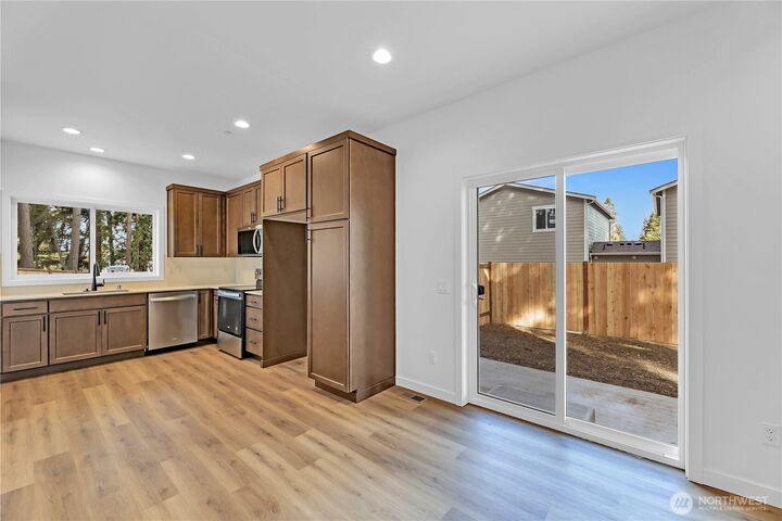 Property Photo:  7018  Wetmore Avenue A  WA 98203 