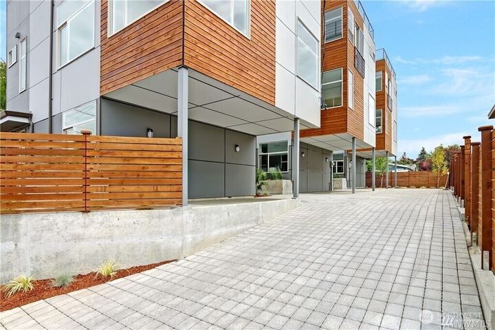 Property Photo:  6546  24th Avenue NW  WA 98117 