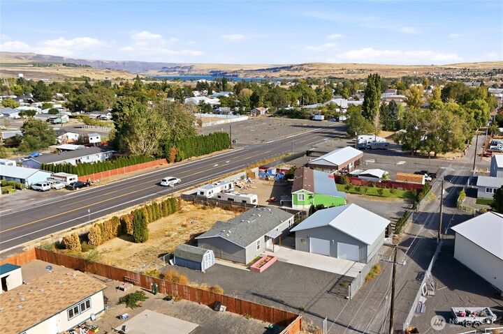 Property Photo:  328  Road 19  NW  WA 98851 