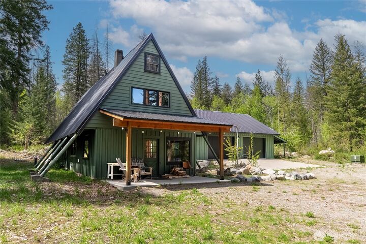Property Photo: 211 W Buttermilk Creed Road WA 98856