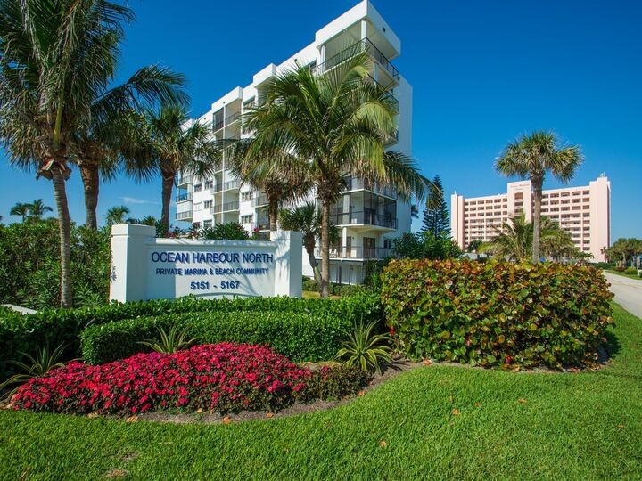 Property Photo: 5151 N Highway A1a Highway 313 FL 34949