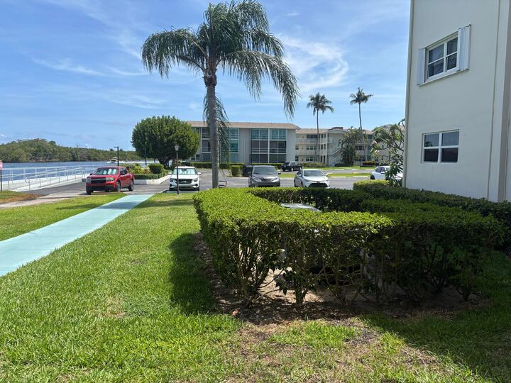 Property Photo:  170 E Horizons E 110  FL 33435 