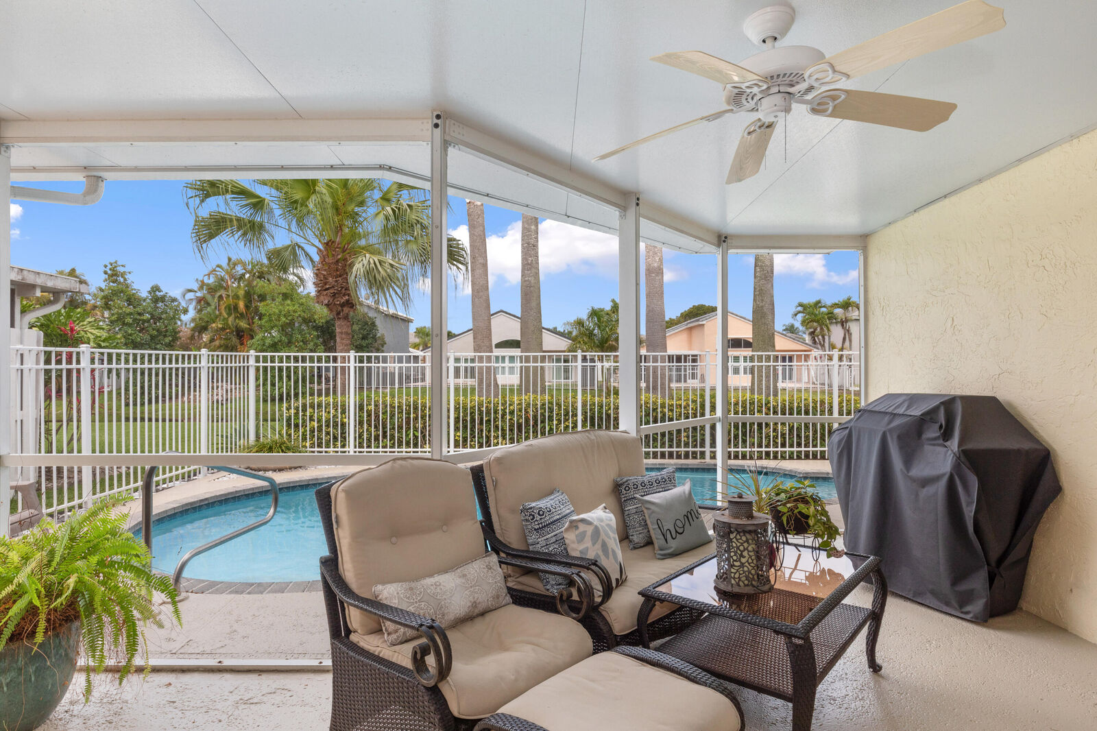 Property Photo: 5535 NW 54th Circle FL 33073