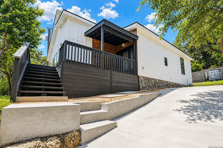 Property Photo: 12596 Park Road 37 TX 78063