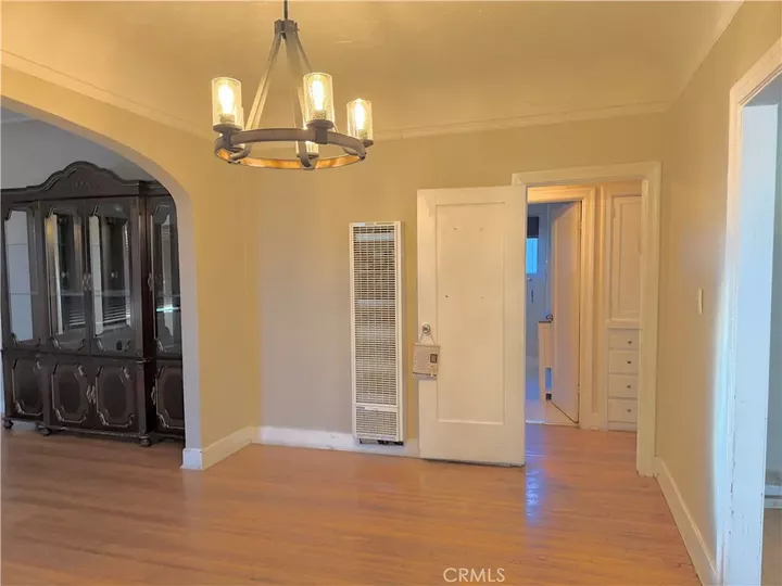 Property Photo: 632 N Detroit CA 90036