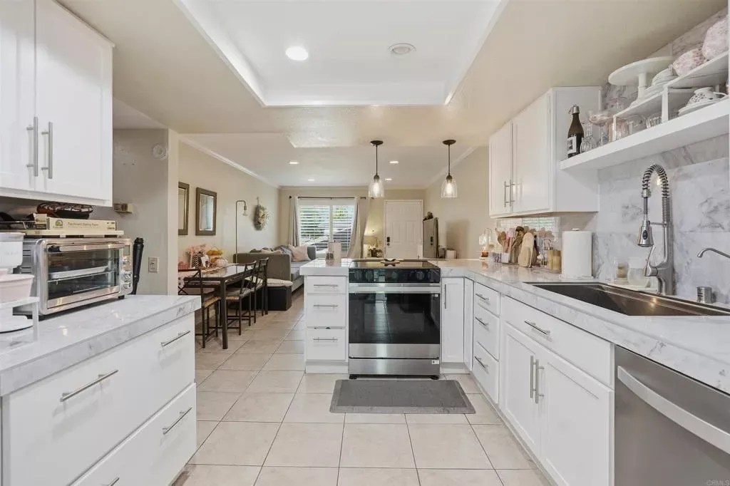 Property Photo:  569 E St 34  CA 91910 