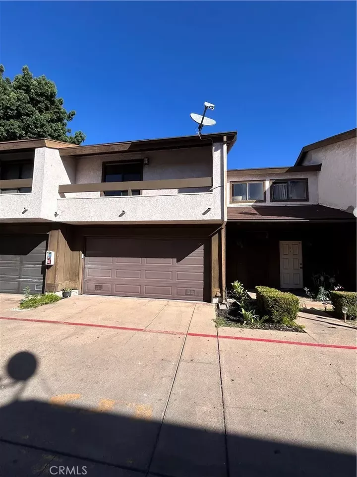 Property Photo: 6100 Arbutus Avenue 2 CA 90255