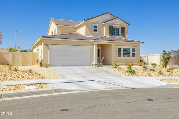 Property Photo:  44325 Moccasin Place  CA 93536 
