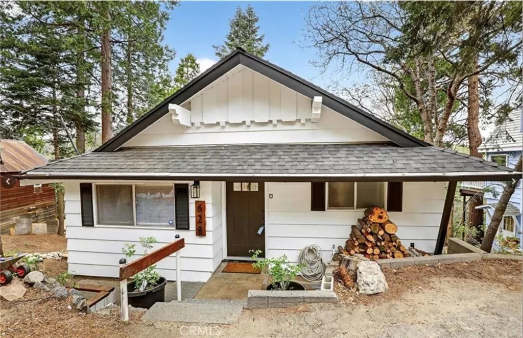 Property Photo:  628 Rose  CA 92391 