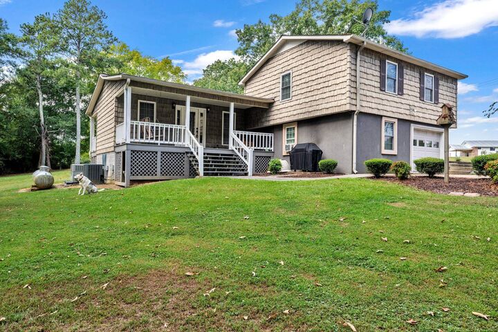 Property Photo:  327 Co Rd 1107  AL 35179 