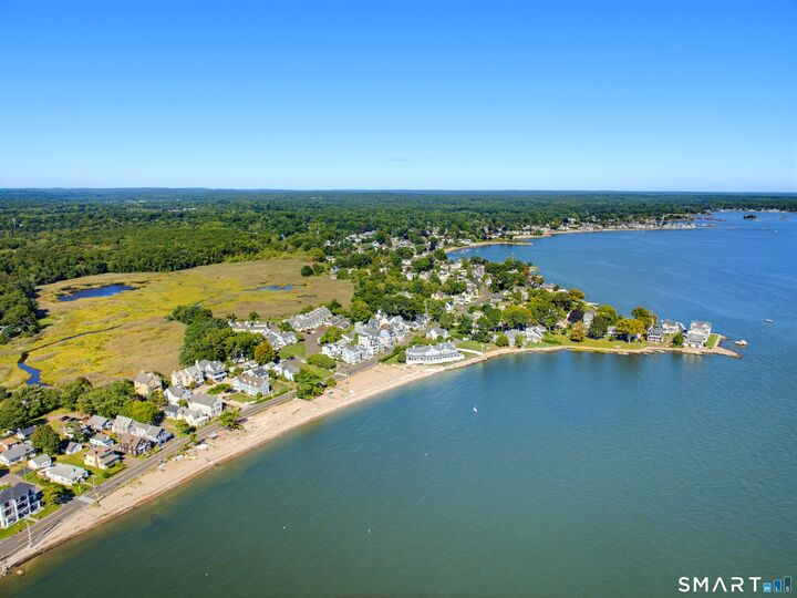 Property Photo:  132 Limewood Avenue  CT 06405 