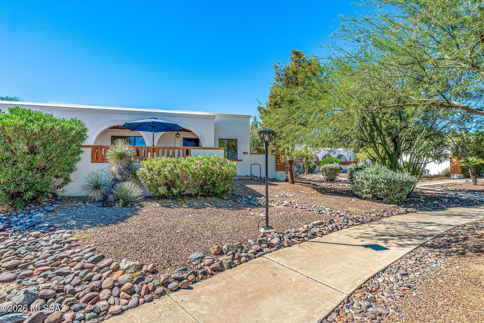 Property Photo:  176 S Paseo Pena D  AZ 85614 