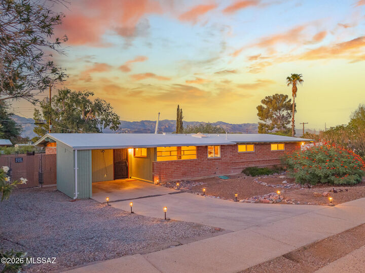 Property Photo:  6965 E Luana Drive  AZ 85710 