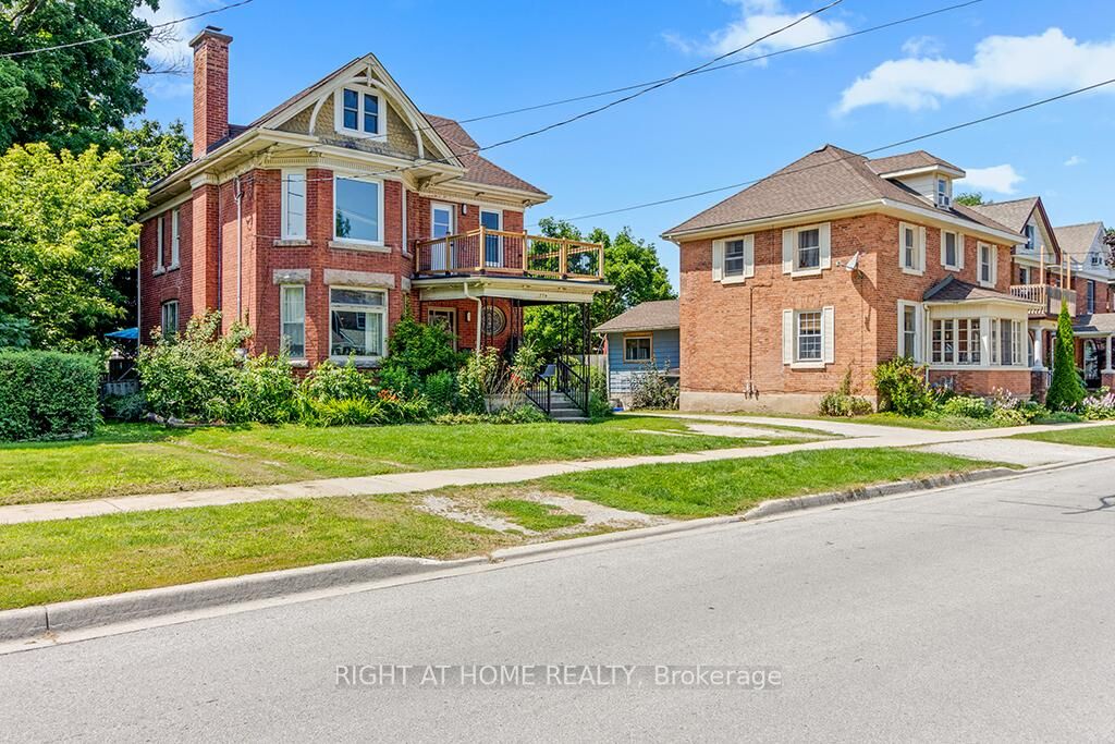 Property Photo:  774 4th Avenue E 1  ON N4K 2N6 