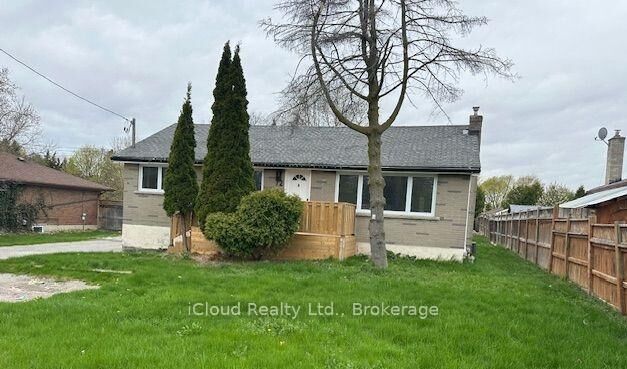 Property Photo:  