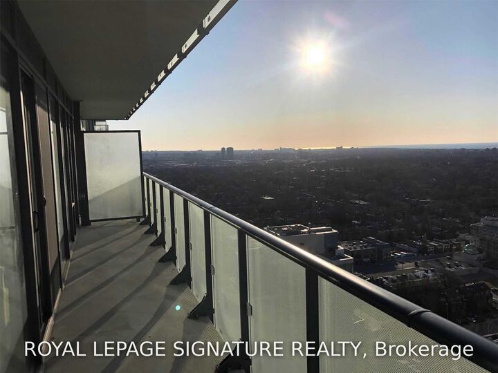 Property Photo:  161 Roehampton Avenue 3310  ON M4P 0C8 