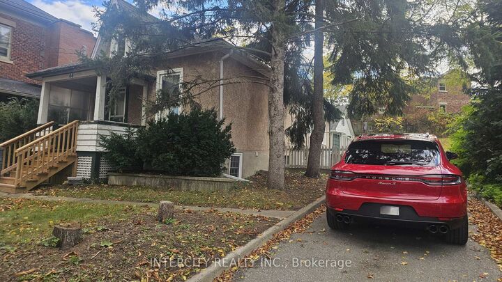 Property Photo:  44 Cardigan Street  ON N1H 3Z4 