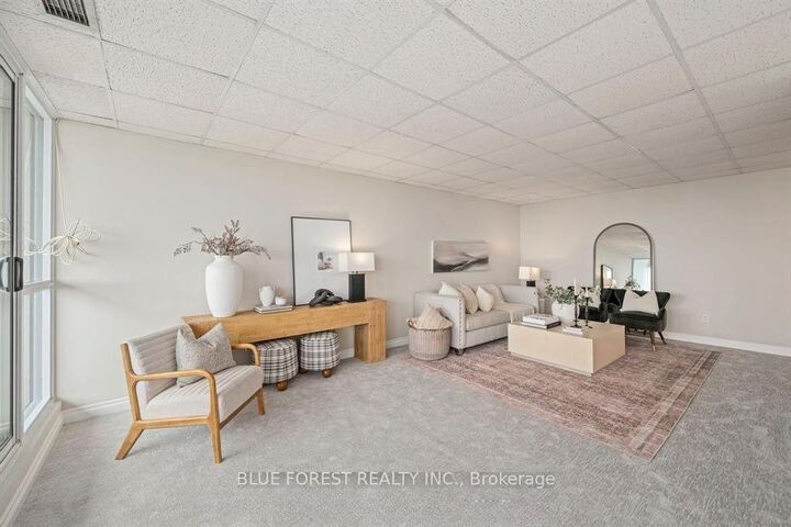 Property Photo: 389 Dundas Street 1901 ON N6B 3L5