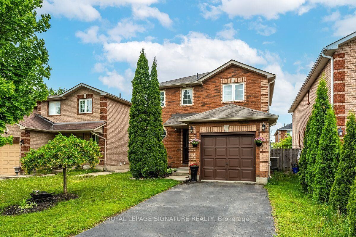 Photo de la propriété:  215 Turnbridge Road  ON L4M 6R6 