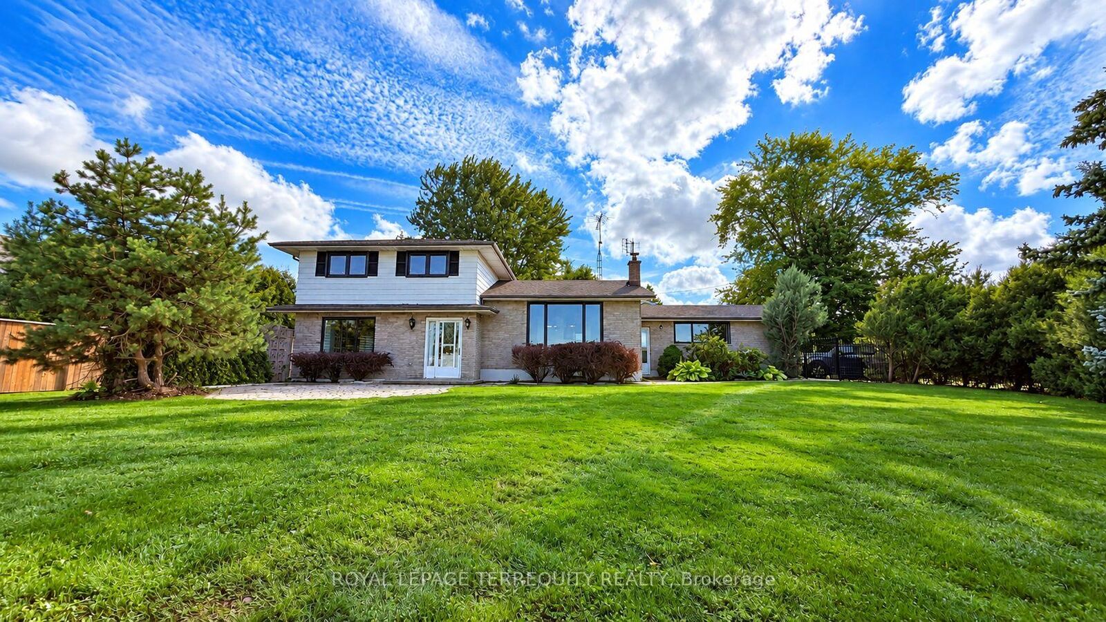 Property Photo: 410 Kerman Avenue ON L3M 3X1