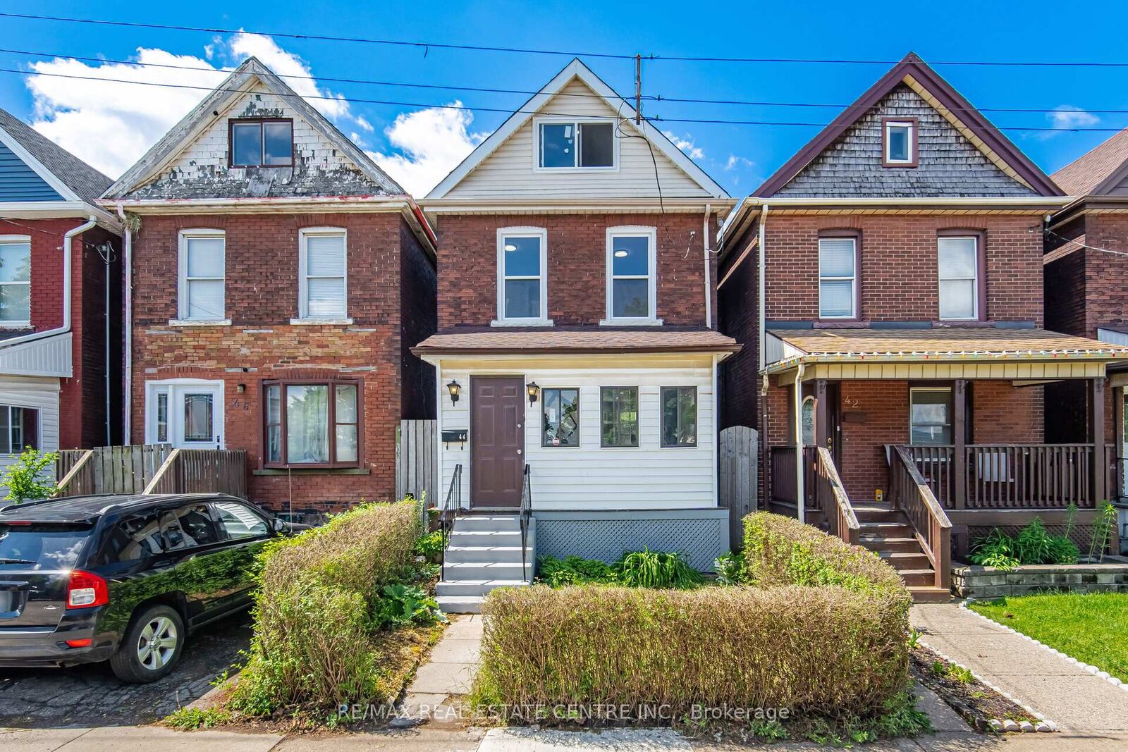 Property Photo:  44 Gordon Street  ON L8L 3H2 