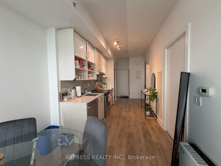 Property Photo:  128 Fairview Mall Drive 501  ON M2J 0E8 