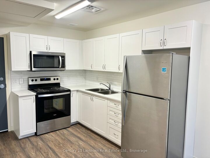 Property Photo:  135 Station Street 520  ON K8N 2S9 