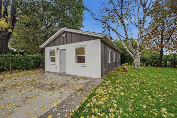 Property Photo:  533A Carlton Street  ON L2M 4X6 