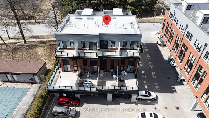 Property Photo:  20 Echo Point 132  ON M1W 0A7 