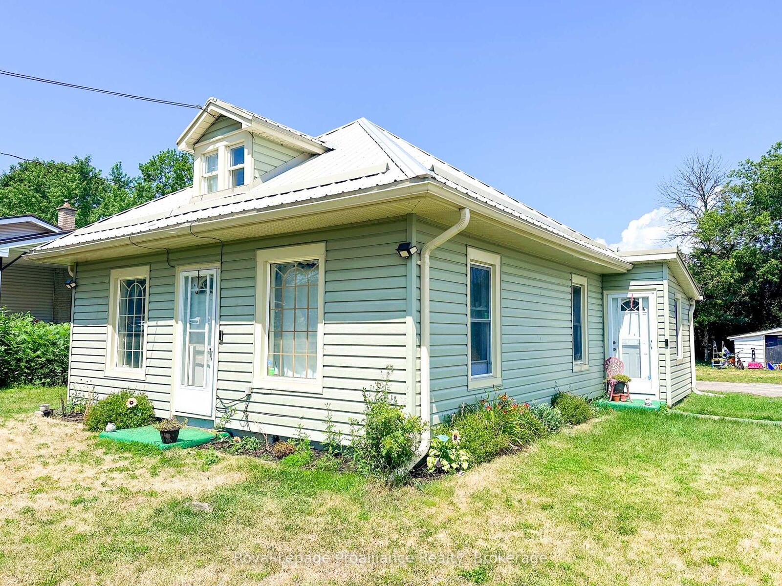 Property Photo:  16 Huffman Road  ON K0K 2C0 