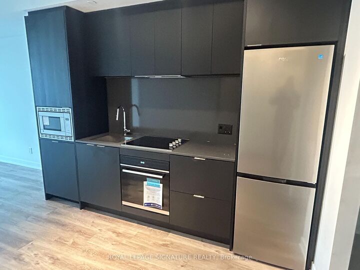 Property Photo:  101 John Street N 616  ON L8R 1H7 