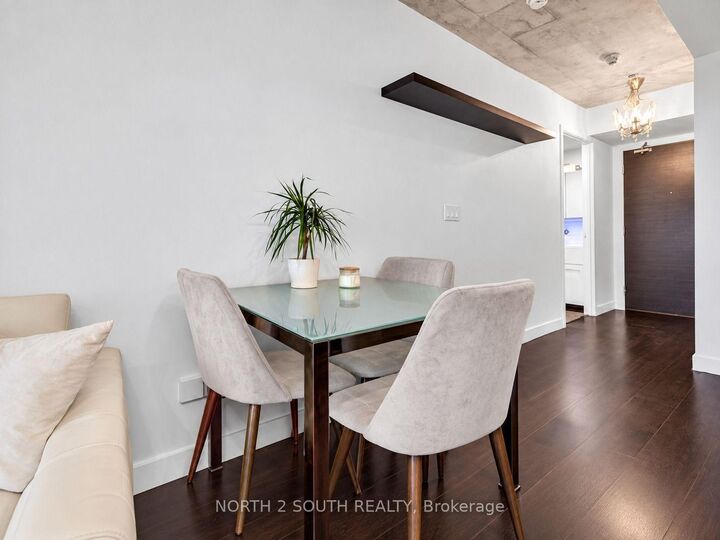 Property Photo:  55 Stewart Street 524  ON M5V 2V1 