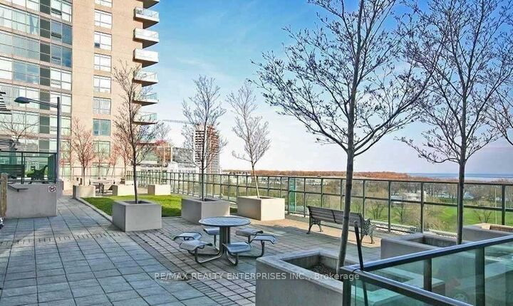 Property Photo:  231 Fort York Boulevard 218  ON M5V 1B2 