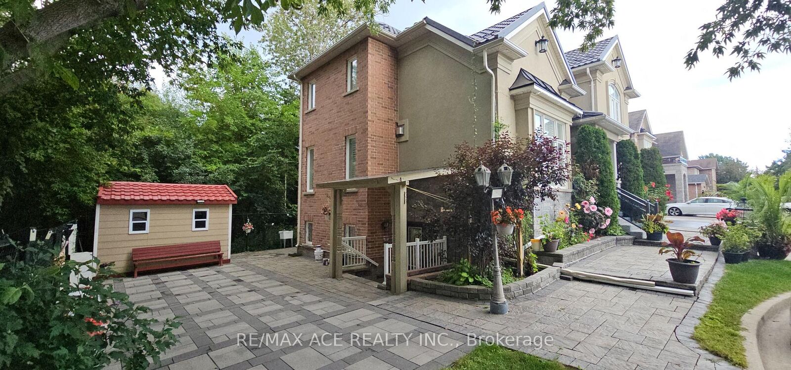 Property Photo:  25 Fawnridge Trail Bsmt  ON M1C 4Y9 