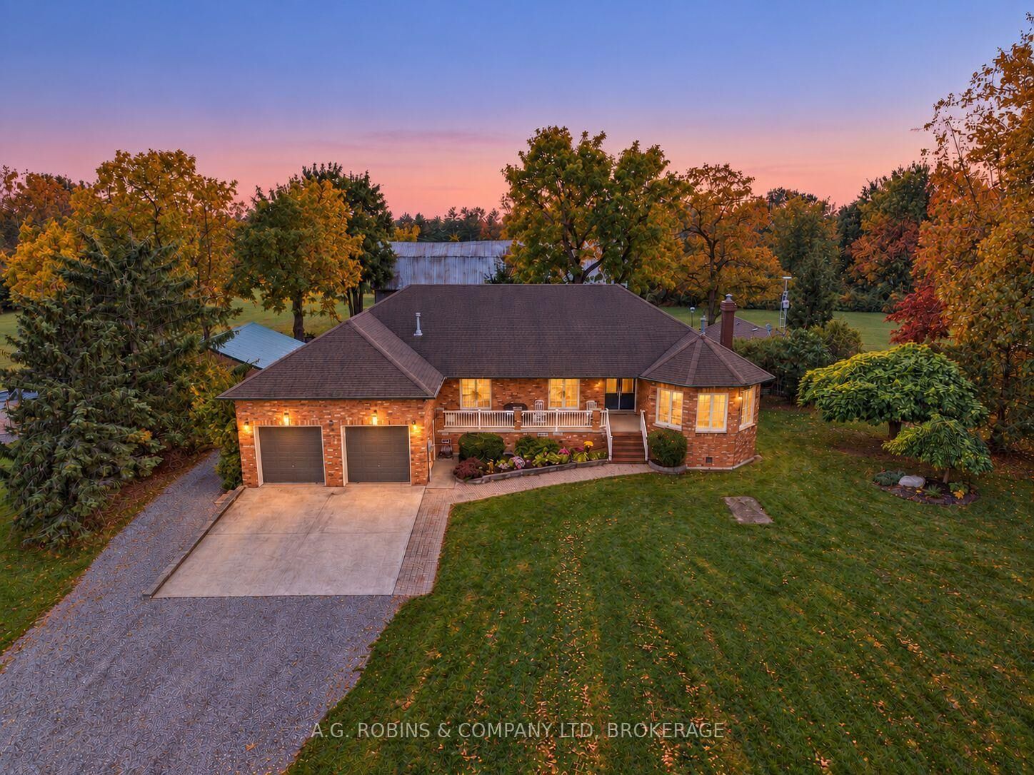 Property Photo:  11573 3 Highway  ON L0S 1V0 