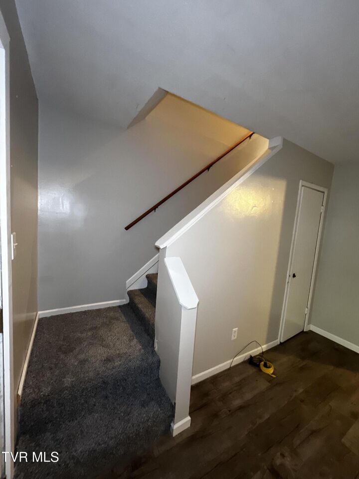 Property Photo:  1419 Colony Park Drive 16  TN 37604 