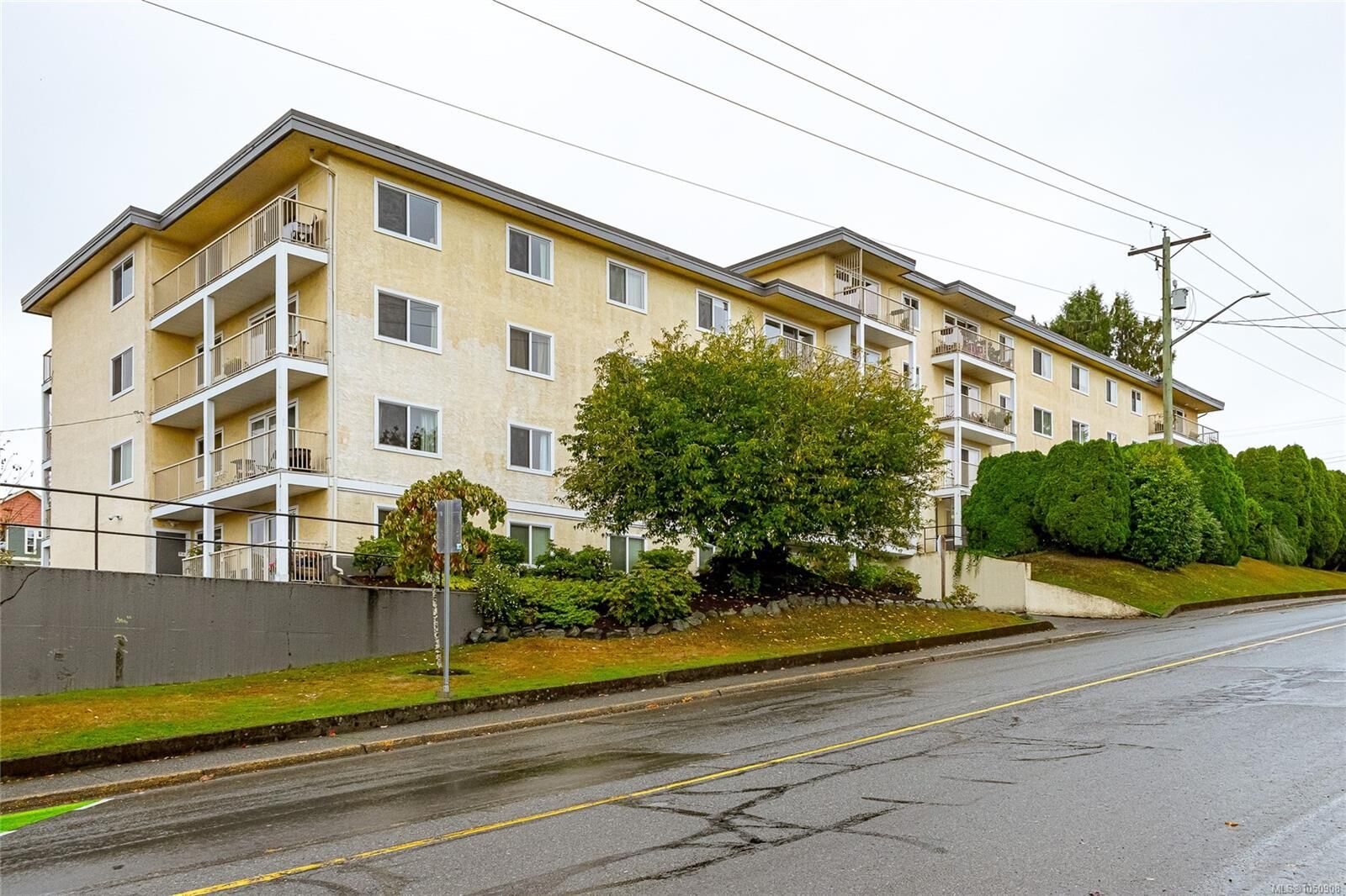 Property Photo:  380 Brae Rd #207  BC V9L 3T8 