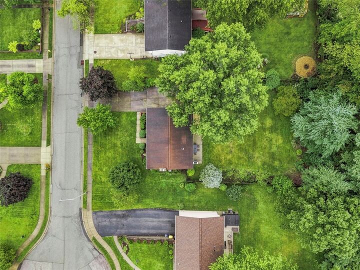 Property Photo:  1123 Rial Drive  PA 15102 