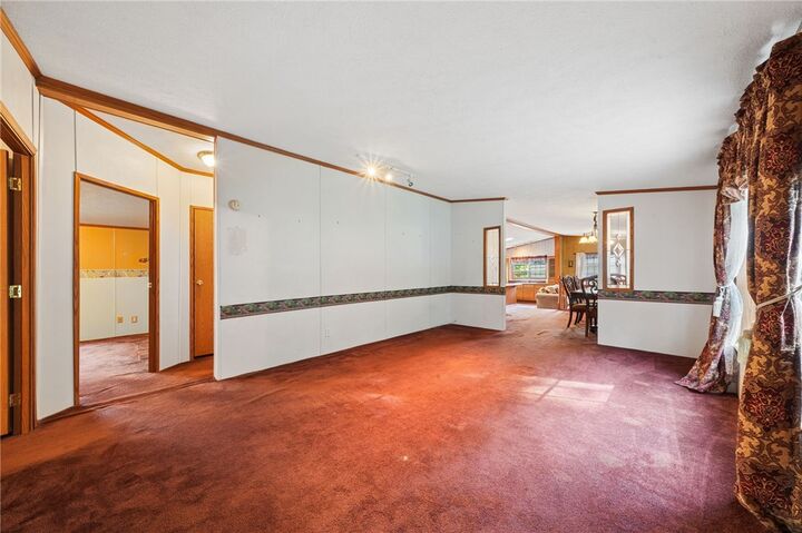 Property Photo:  736 Sunset Dr  PA 15628 