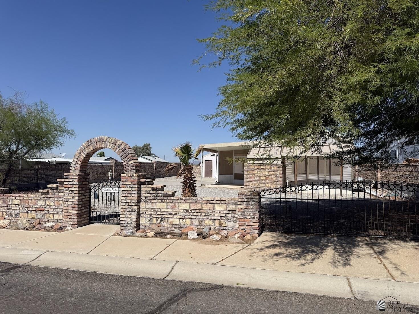 Property Photo: 9626 E 34 Pl AZ 85365