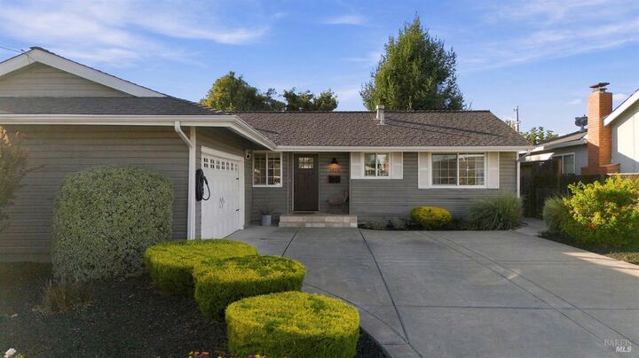Property Photo: 1525 Weaverly Drive CA 94954