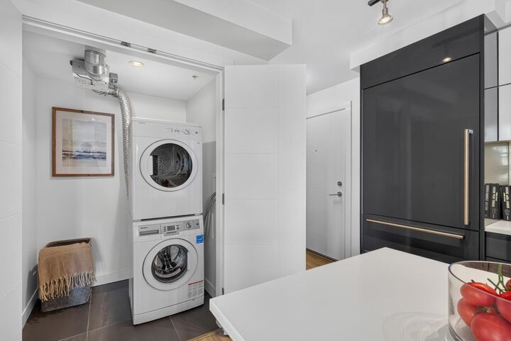 Property Photo:  238 W Broadway 509  BC V5Y 0L2 