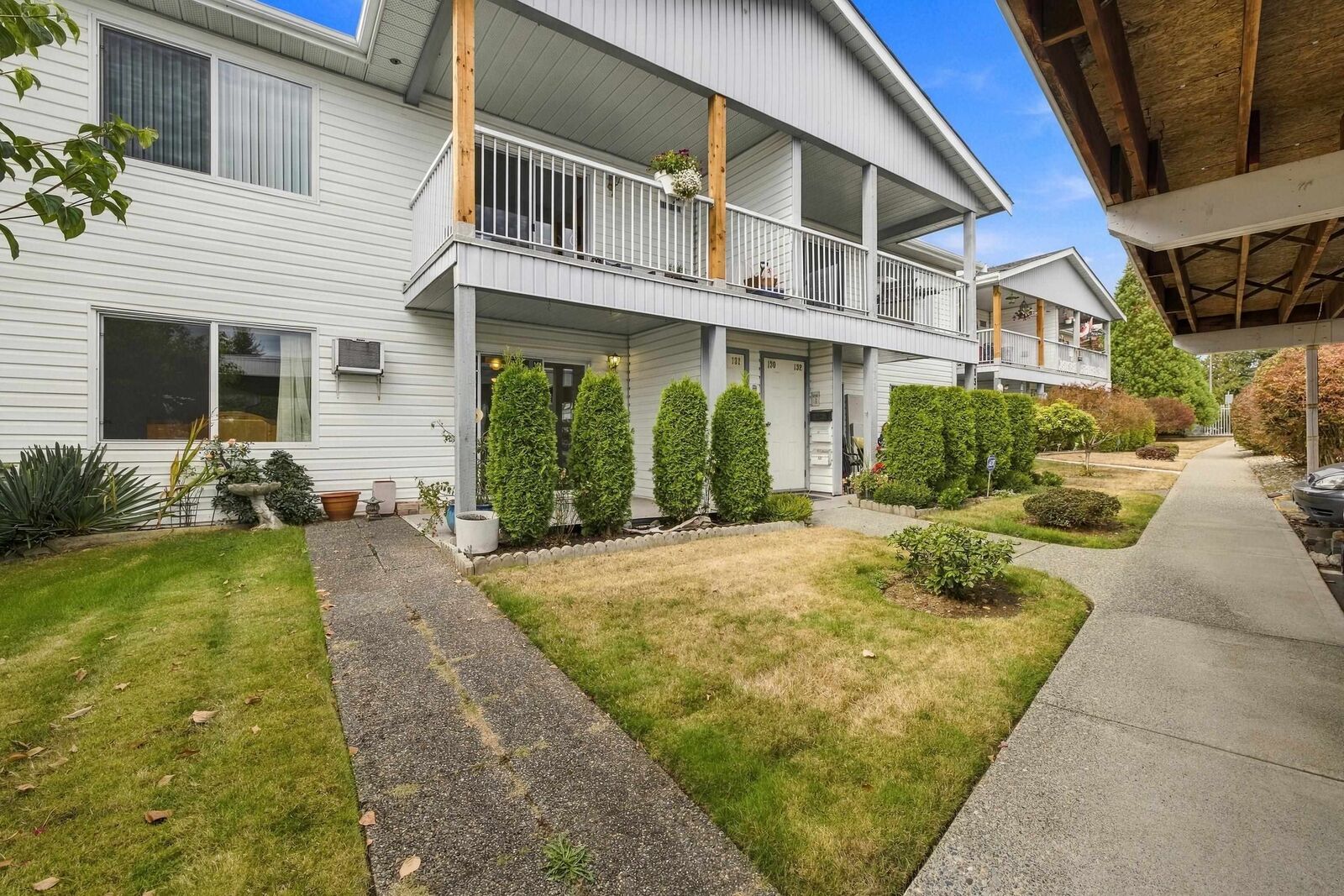 Property Photo:  32691 Garibaldi Drive 129  BC V2T 5T7 