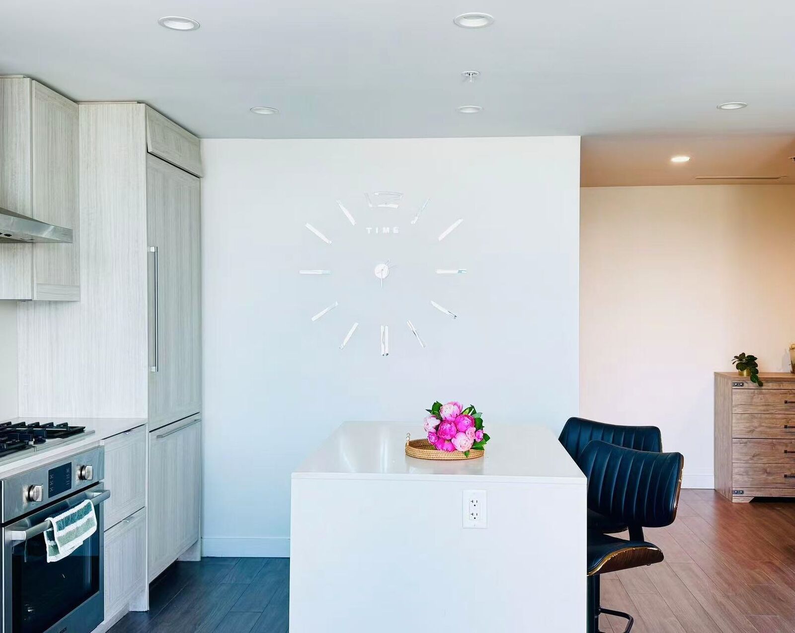 Property Photo:  2311 Beta Avenue 3006  BC V5C 0M1 