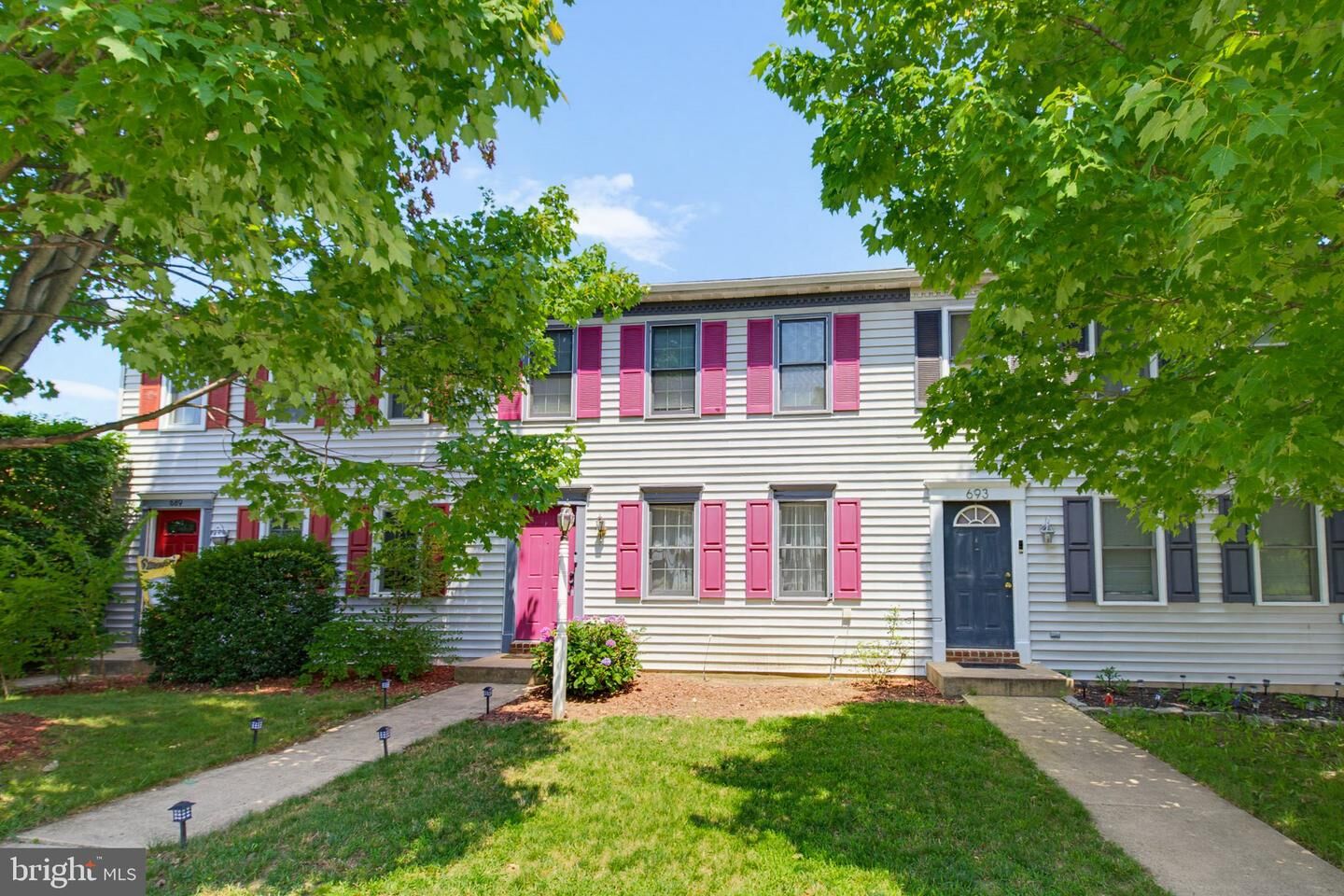 Property Photo:  691 Topaz Drive  PA 17603 