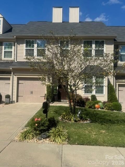 Property Photo: 9506 Birkwood Court NC 28278