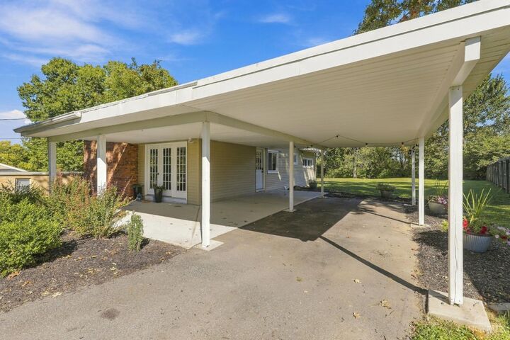 Property Photo:  7694 View Place Drive  OH 45224 